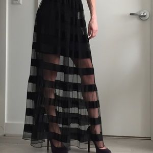 H&m skirt